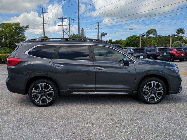 Photo of 2023 Magnetite Gray Metallic Subaru Ascent