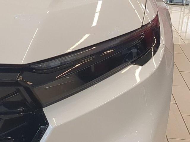 Photo of 2026 Platinum White Pearl Honda CR-V Hybrid