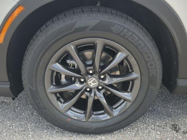 Photo of 2026 Solar Silver Metallic Honda CR-V