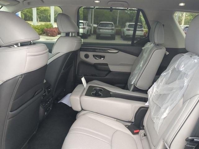 Photo of 2025 Obsidian Blue Pearl Honda Pilot