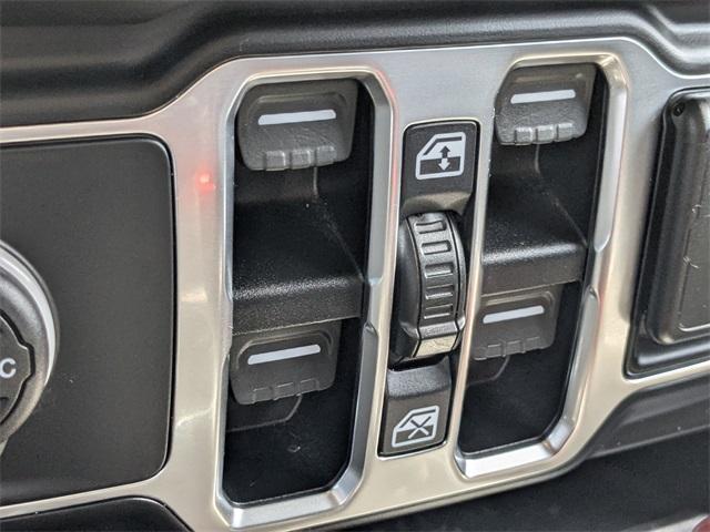 Photo of 2021 Snazzberry Pearlcoat Jeep Wrangler Unlimited
