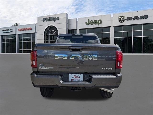 Photo of 2025 Granite Crystal Clearcoat Metallic RAM 2500