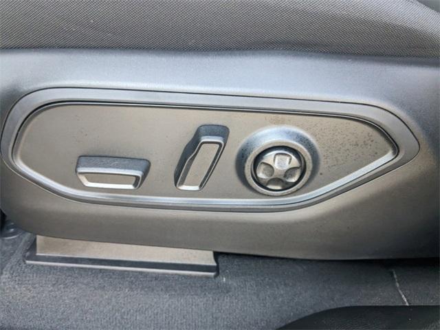 Photo of 2025 Metallic Jeep Grand Cherokee L