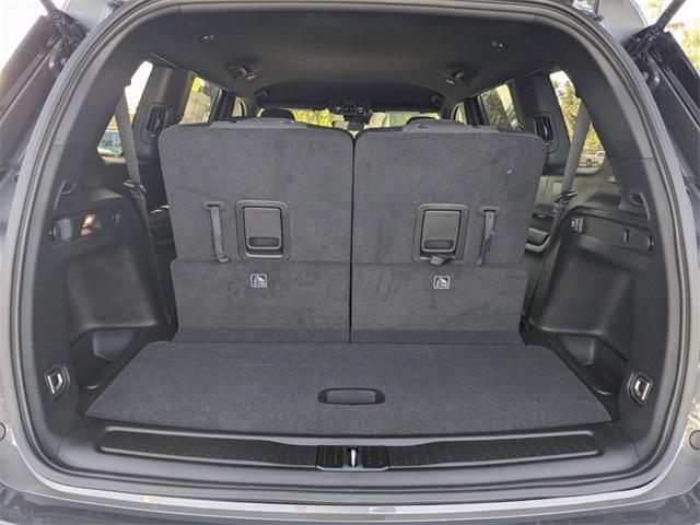 Photo of 2025 Metallic Jeep Grand Cherokee L