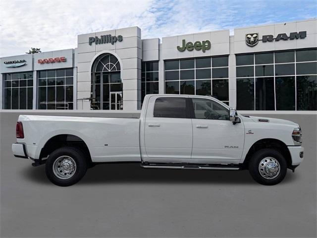 Photo of 2026 Bright White Clearcoat RAM 3500