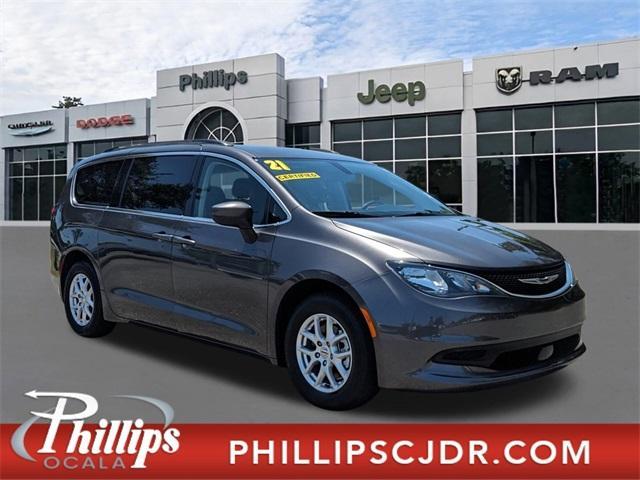 2021 Chrysler Voyager