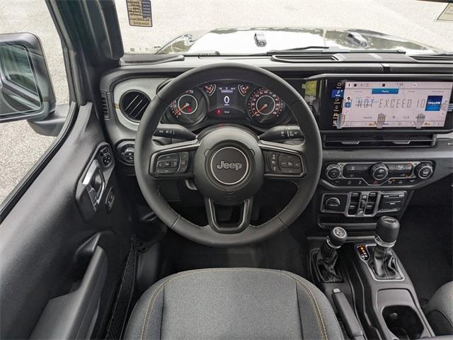 Photo of 2025 Granite Crystal Clearcoat Metallic Jeep Gladiator