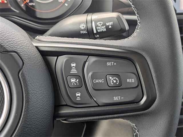 Photo of 2025 Black Clearcoat Jeep Gladiator