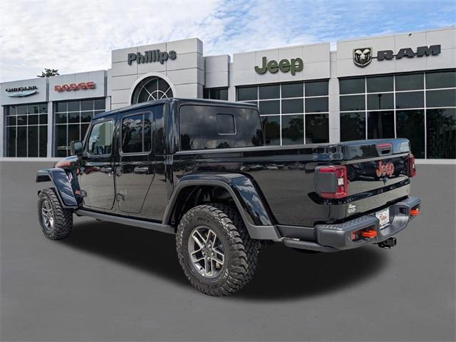 Photo of 2025 Black Clearcoat Jeep Gladiator