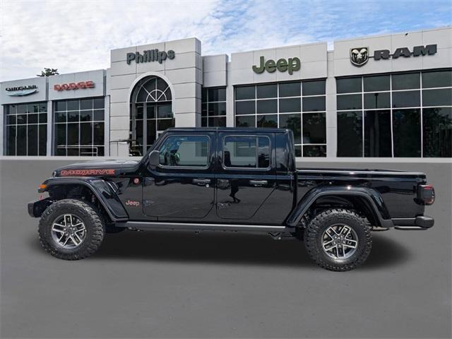 Photo of 2025 Black Clearcoat Jeep Gladiator