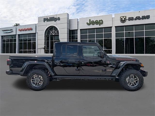 Photo of 2025 Black Clearcoat Jeep Gladiator