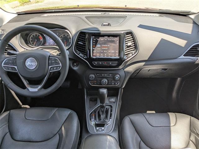 Photo of 2021 Velvet Red Pearlcoat Jeep Cherokee