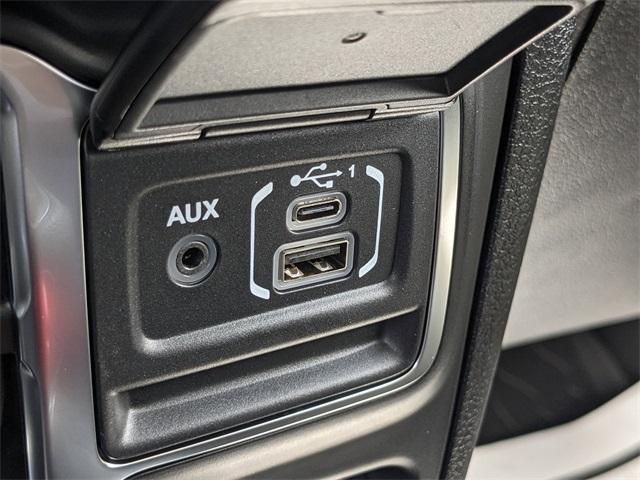 Photo of 2025 Granite Crystal Clearcoat Metallic Jeep Gladiator