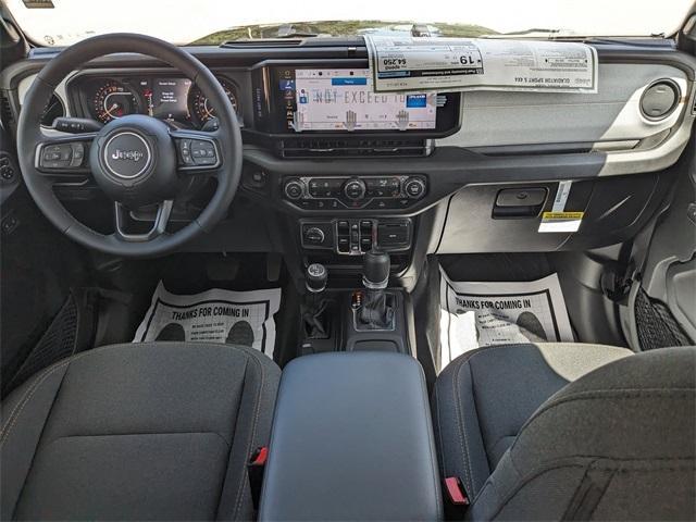 Photo of 2025 Granite Crystal Clearcoat Metallic Jeep Gladiator