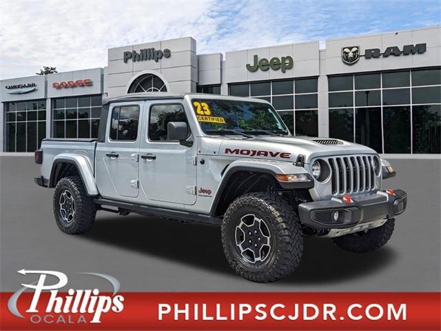 Photo of 2023 Silver Zynith Clearcoat Jeep Gladiator
