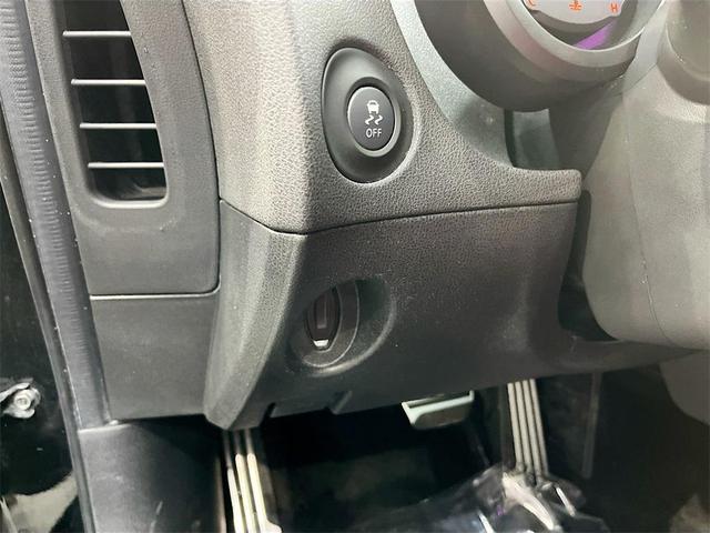 Photo of 2019 Magnetic Black Metallic Nissan 370Z