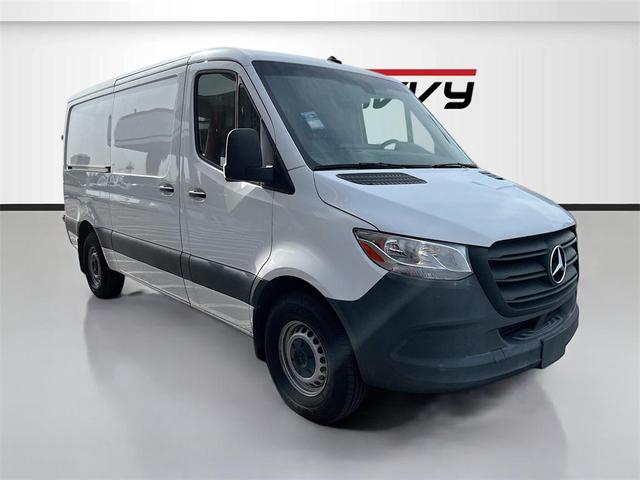 Photo of 2023 White Mercedes-Benz Sprinter 2500
