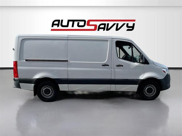 Photo of 2023 White Mercedes-Benz Sprinter 2500