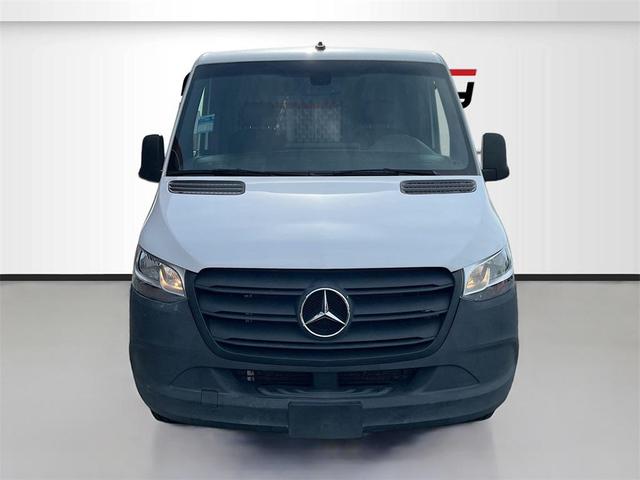 Photo of 2023 White Mercedes-Benz Sprinter 2500