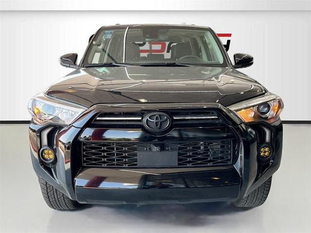 Photo of 2023 Midnight Black Metallic Toyota 4Runner