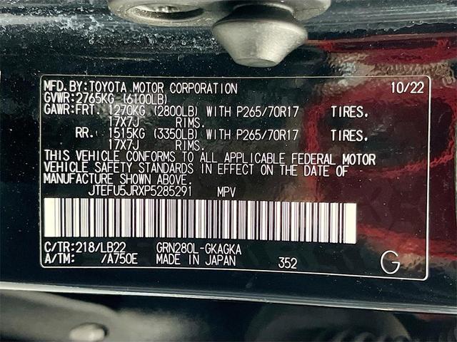 Photo of 2023 Midnight Black Metallic Toyota 4Runner