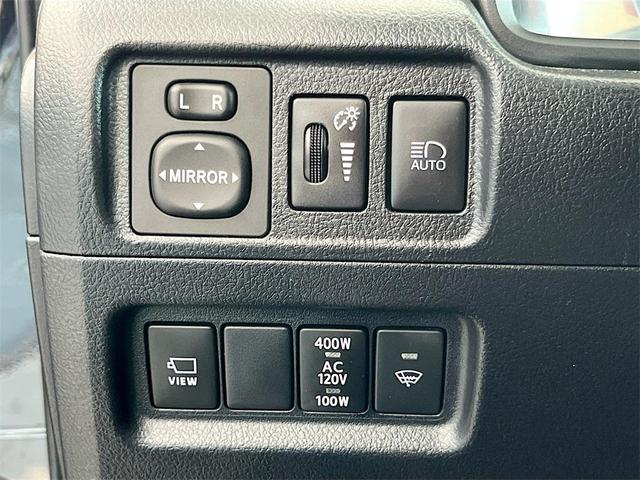 Photo of 2023 Midnight Black Metallic Toyota 4Runner
