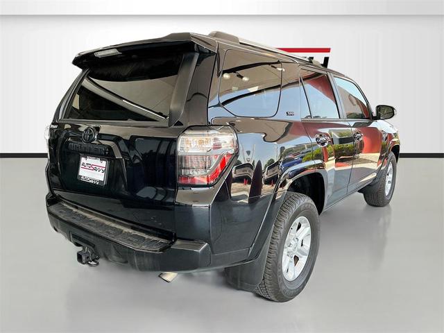 Photo of 2023 Midnight Black Metallic Toyota 4Runner