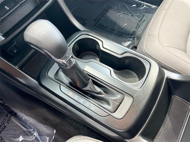 Photo of 2022 Summit White Chevrolet Colorado