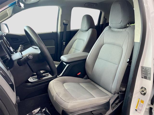 Photo of 2022 Summit White Chevrolet Colorado