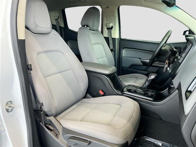 Photo of 2022 Summit White Chevrolet Colorado