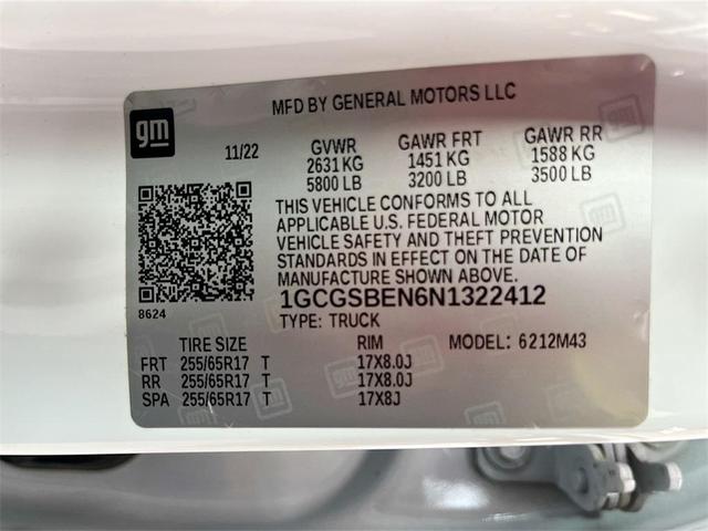 Photo of 2022 Summit White Chevrolet Colorado