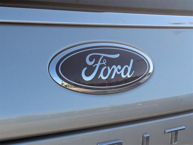 Photo of 2024 Iconic Silver Metallic Ford Expedition