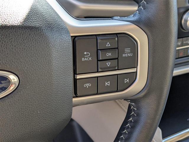 Photo of 2024 Iconic Silver Metallic Ford Expedition
