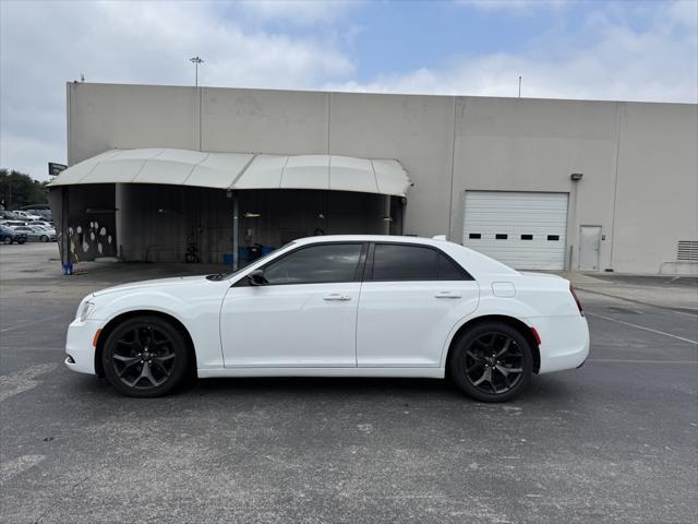 2020 Chrysler 300