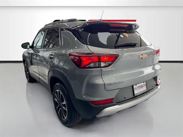 Photo of 2025 Sterling Gray Metallic Chevrolet Trailblazer