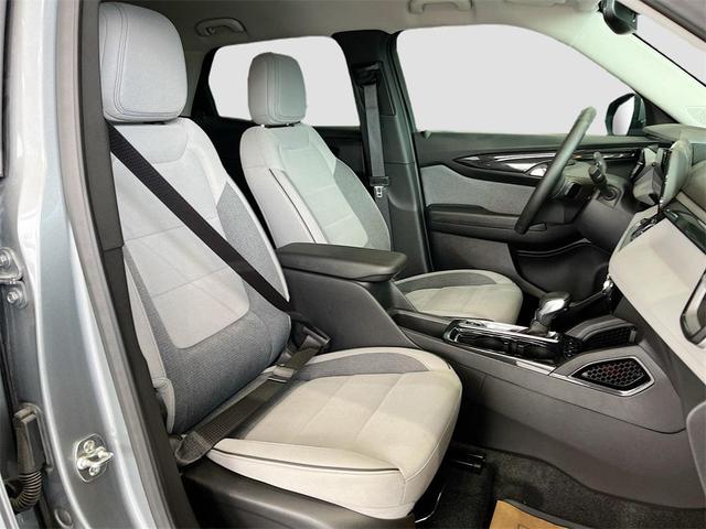 Photo of 2025 Sterling Gray Metallic Chevrolet Trailblazer