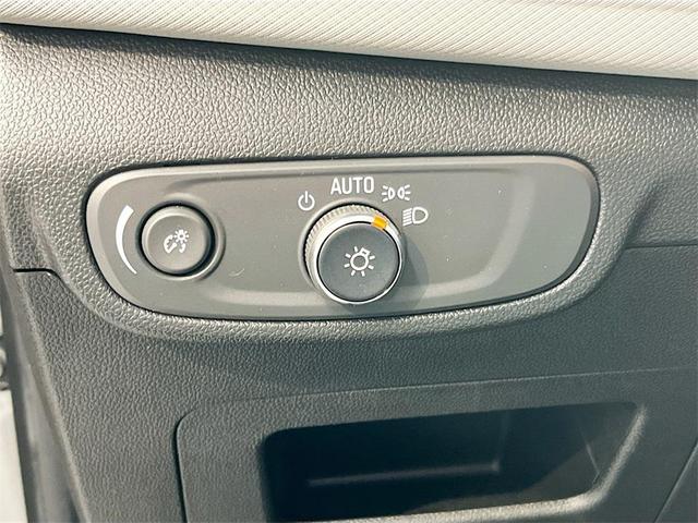 Photo of 2025 Sterling Gray Metallic Chevrolet Trailblazer