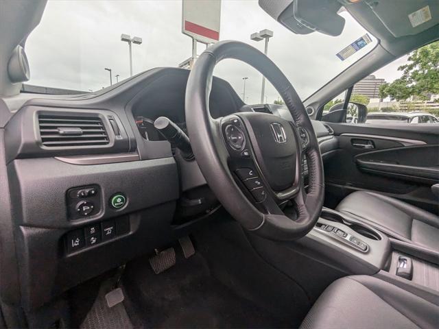 Photo of 2023 Radiant Red Metallic II Honda Ridgeline