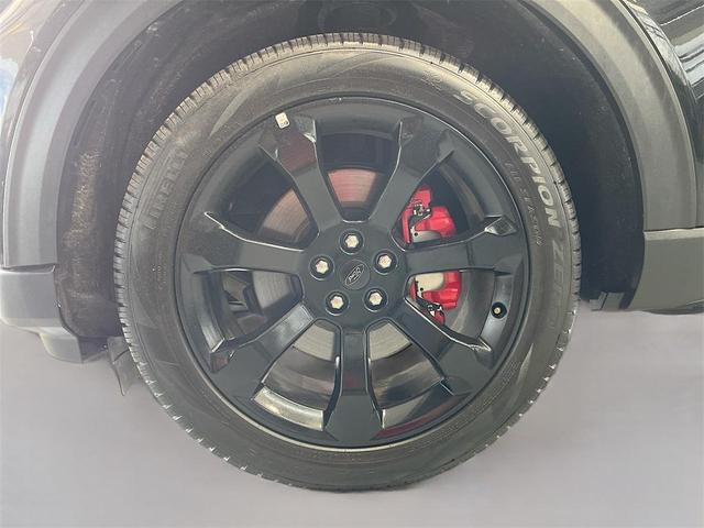 Photo of 2023 Agate Black Metallic Ford Explorer