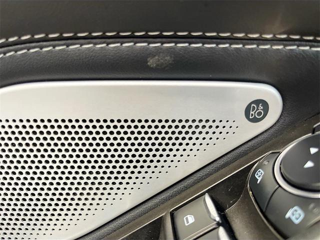 Photo of 2023 Agate Black Metallic Ford Explorer