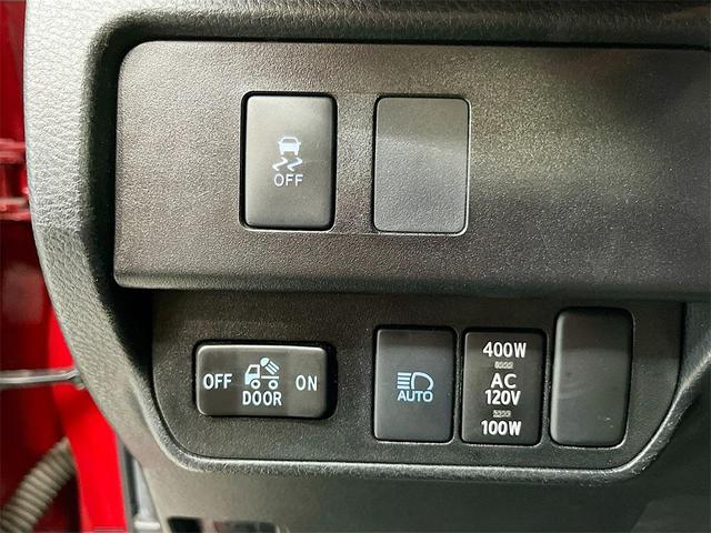 Photo of 2022 Barcelona Red Metallic Toyota Tacoma