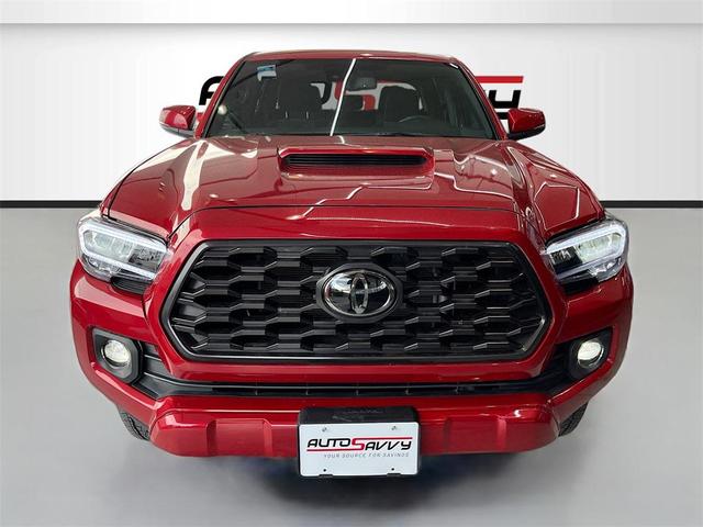 Photo of 2022 Barcelona Red Metallic Toyota Tacoma