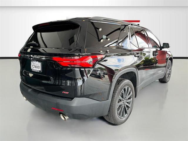 Photo of 2023 Mosaic Black Metallic Chevrolet Traverse