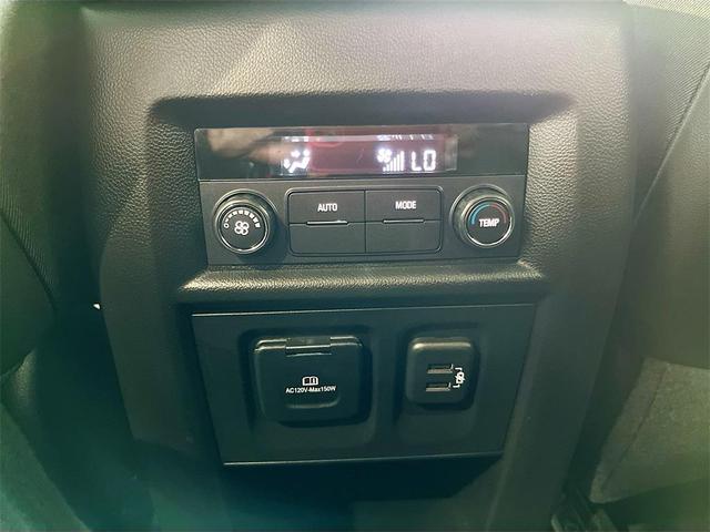 Photo of 2023 Mosaic Black Metallic Chevrolet Traverse