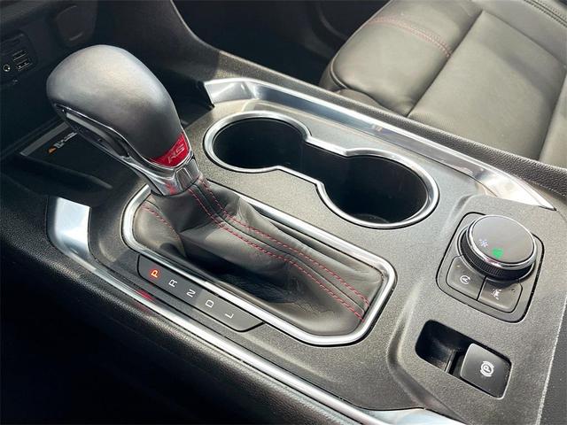 Photo of 2023 Mosaic Black Metallic Chevrolet Traverse