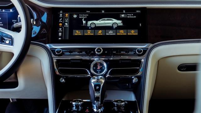 Photo of 2021 Onyx Black Bentley Flying Spur