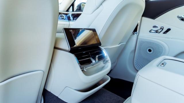 Photo of 2021 Onyx Black Bentley Flying Spur