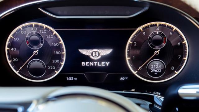 Photo of 2021 Onyx Black Bentley Flying Spur