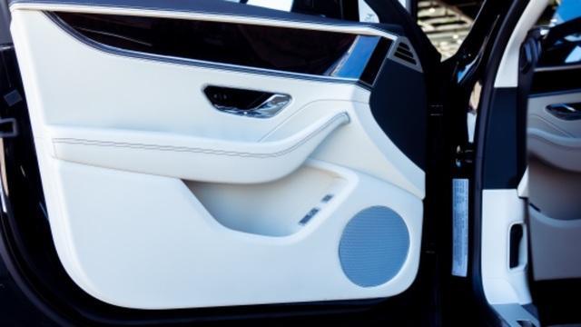 Photo of 2021 Onyx Black Bentley Flying Spur