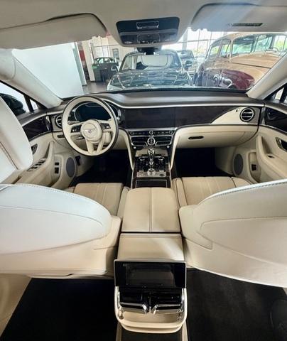 Photo of 2021 Onyx Black Bentley Flying Spur
